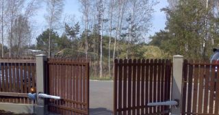 Купить распашные ворота из штакетника Шарыпово, цена от 2739 руб.