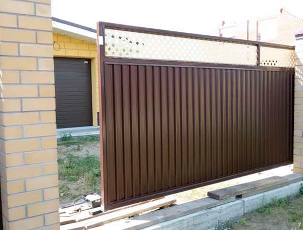 Эстетика и Надежность: Ворота Grand Line для Вашего Дома в Шарыпово от 36993 руб